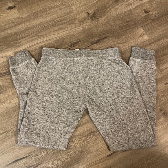 Roots Grey sweat pants small - Picture 4 of 9